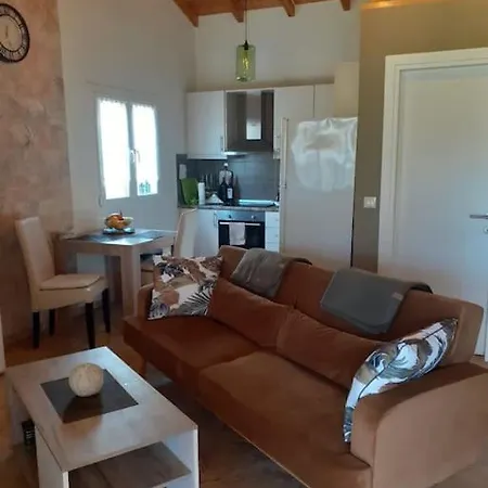 Spiti Elea Apartament Kanakádes