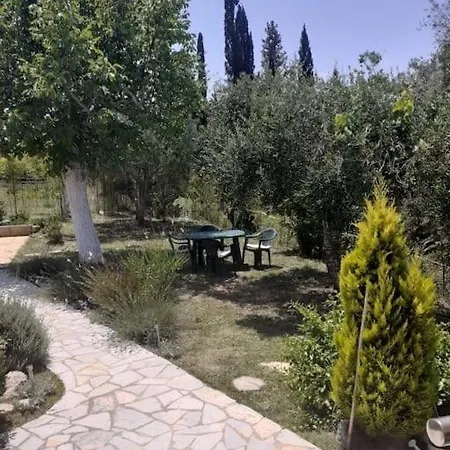Spiti Elea Kanakádes